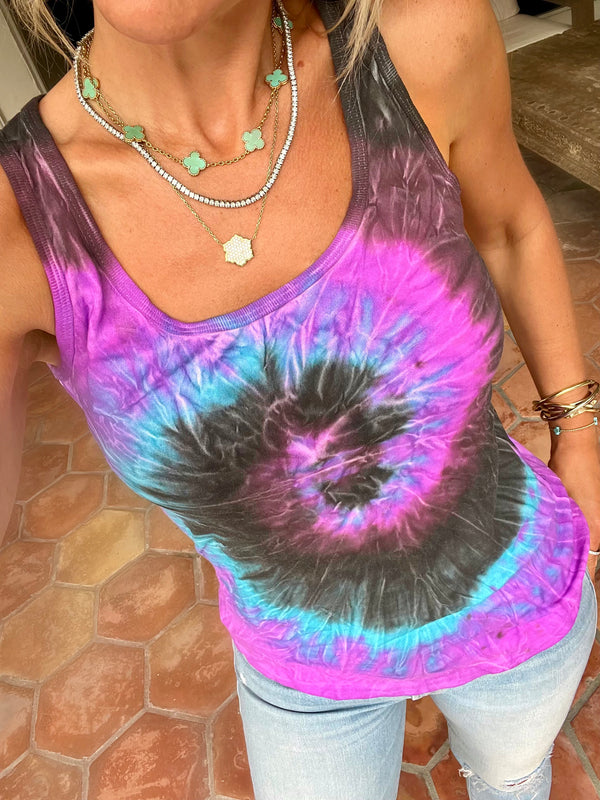 sunshine sisters tie dye