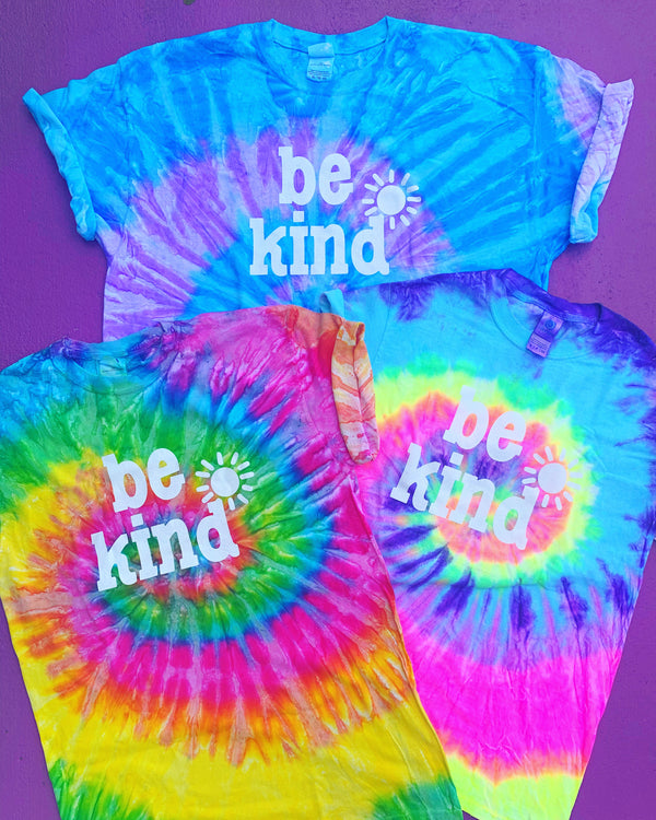 BE KIND MYSTERY TEE - Main Image