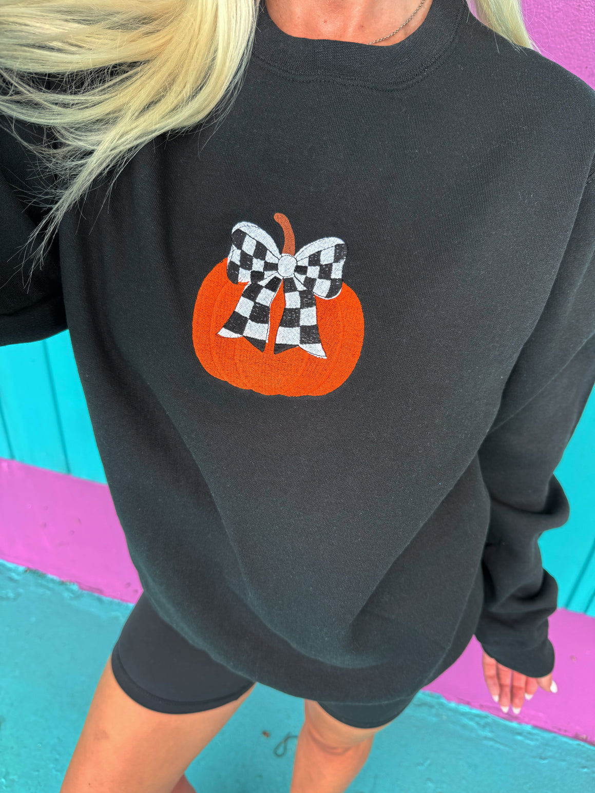 Checkered Bow Pumpkin Embroidered Sweatshirt