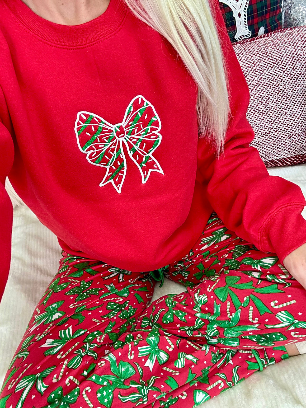 Christmas Sprinkle Bow Embroidered Sweatshirt
