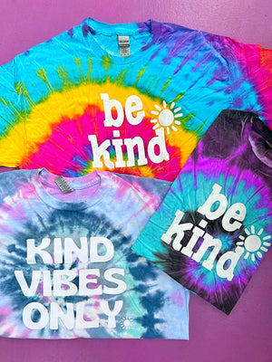 Be Kind Tie Dye Tee - Rainbow Mint Black - Sunshine Sisters
